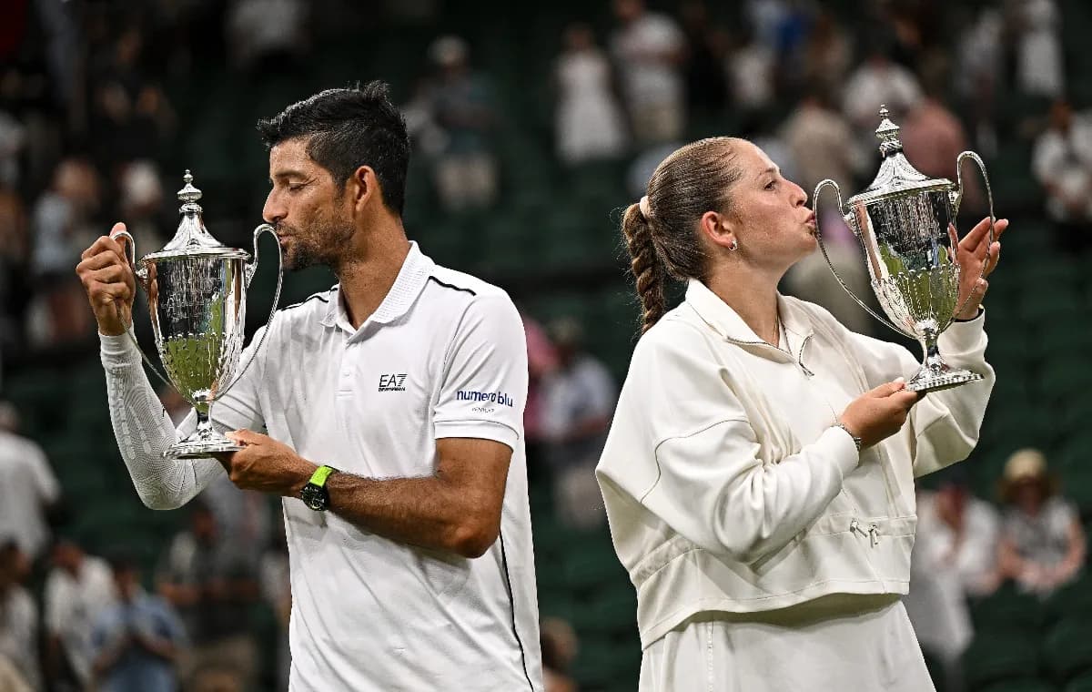 Jelena Ostapenko turpina rakstīt tenisa vēsturi!